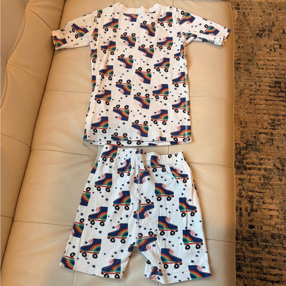 2 for $10 Hanna Andersson Roller Skates Kids Pajamas Set - Picture 2 of 3